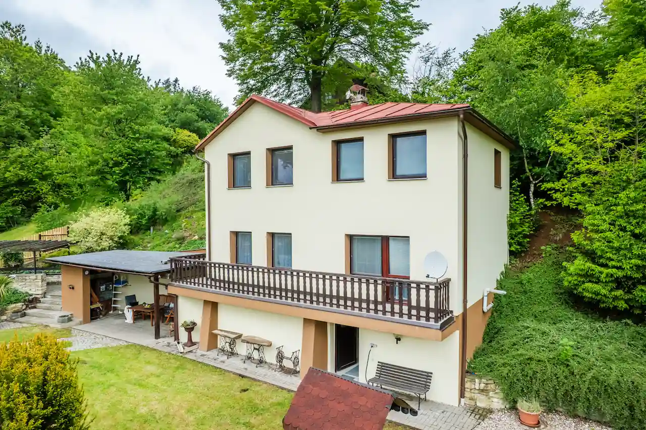 Třípodlažní rodinný dům